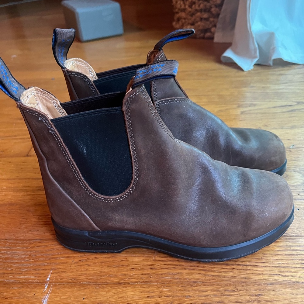 Blundstone Insulated Dark Brown Leather Boots